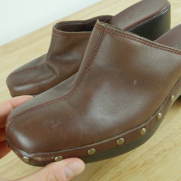 Vintage Size 8 Clogs Mules Brown Leather Studded Chunky Heel Y2K Boho Cherokee - Picture 5 of 12